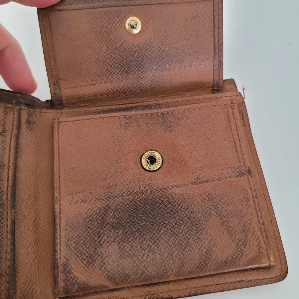 Louis Vuitton Monogram Bifold Wallet Brown Coated Canvas Coin Pocket Vintage